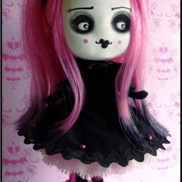 Delilah doll - Picture 2 of 3
